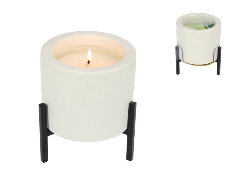 Large Citronella Candle 80 hour burn time!