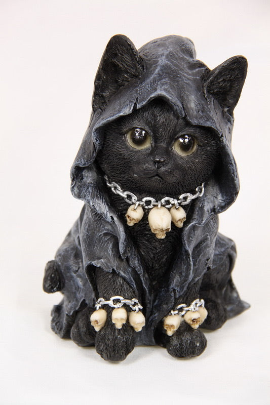 Gothic Cat Statue