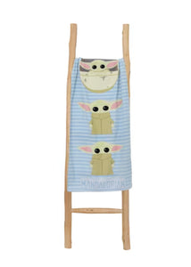 Baby Yoda Bath Towel